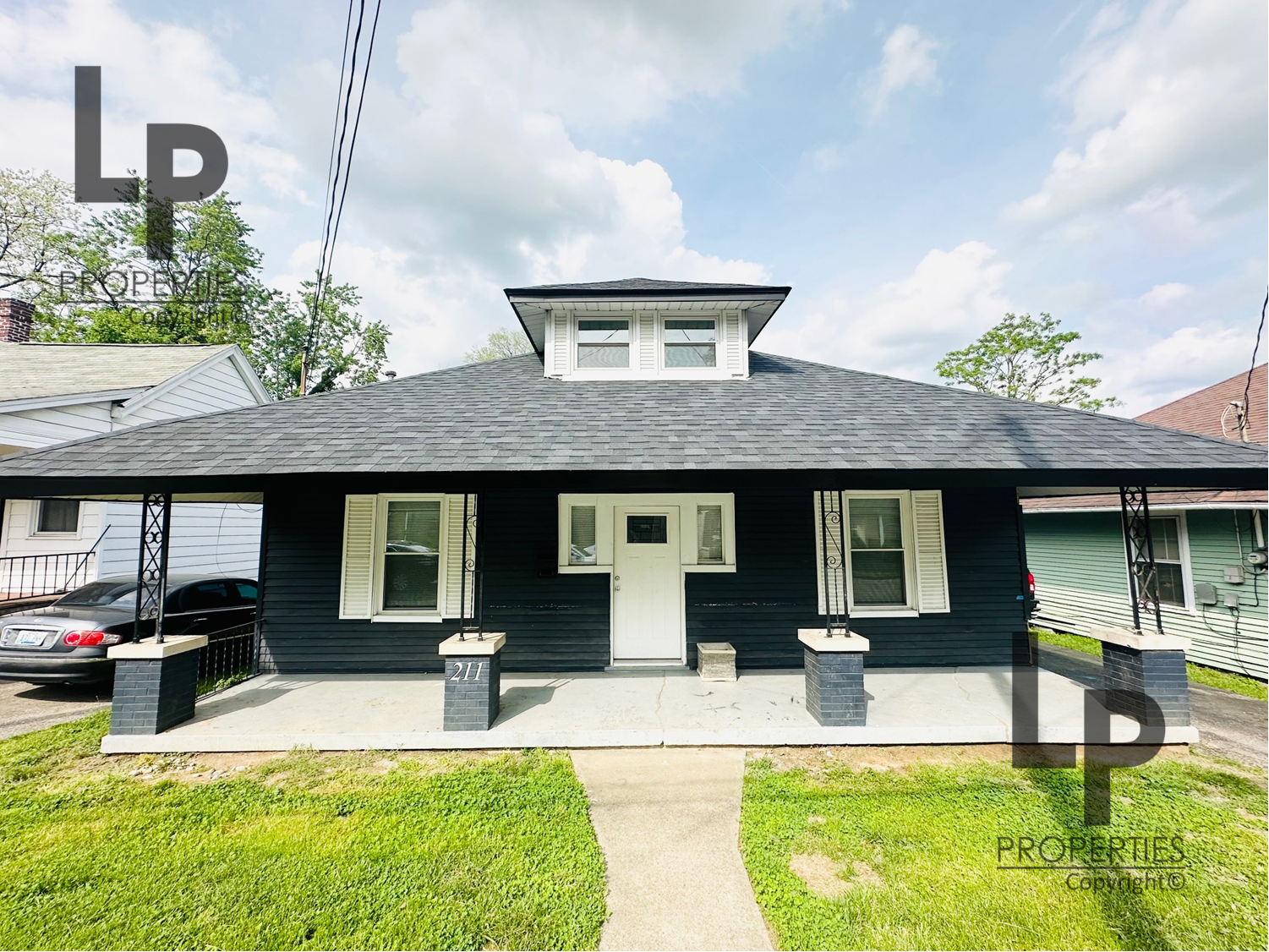 Property main image